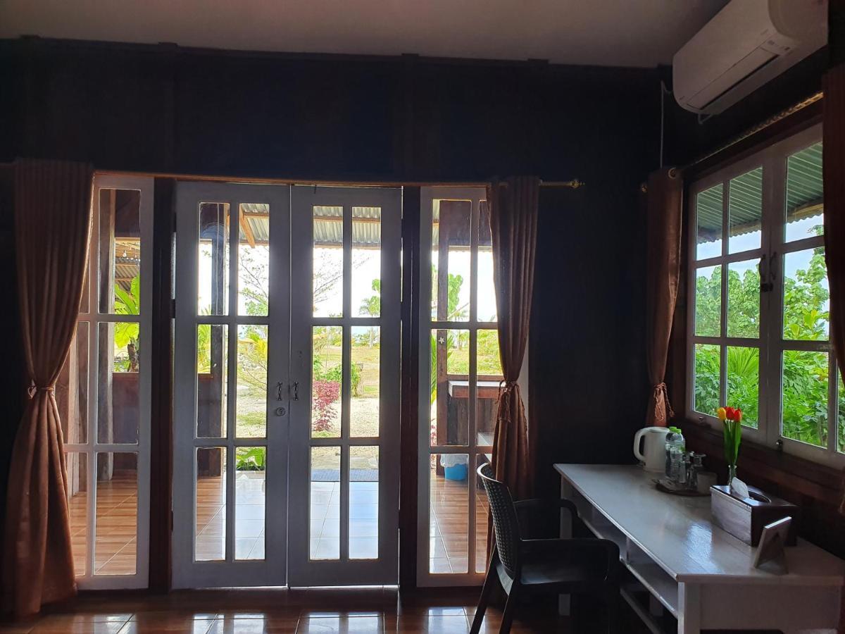 Amban Beach House Manokwari Ngoại thất bức ảnh
