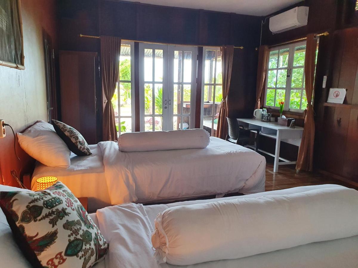 Amban Beach House Manokwari Ngoại thất bức ảnh