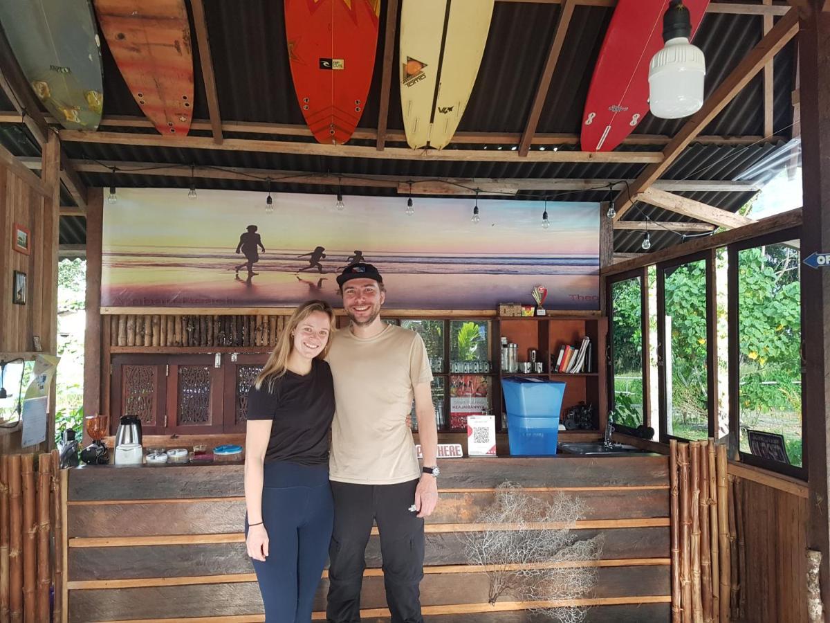 Amban Beach House Manokwari Ngoại thất bức ảnh